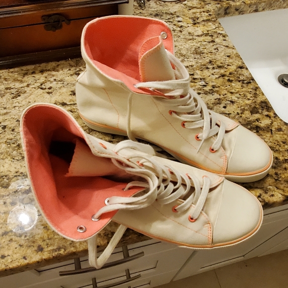 American Eagle Outfitters Chuck Style Sneakers 11W - Picture 6 of 6